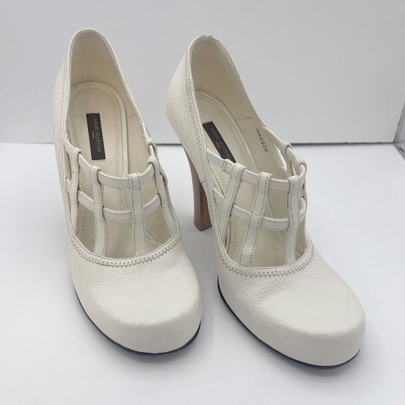 Louis Vuitton Shoes - Louis Vuitton Vintage Cream White Natural Color Pump Heels Shoes 8/39